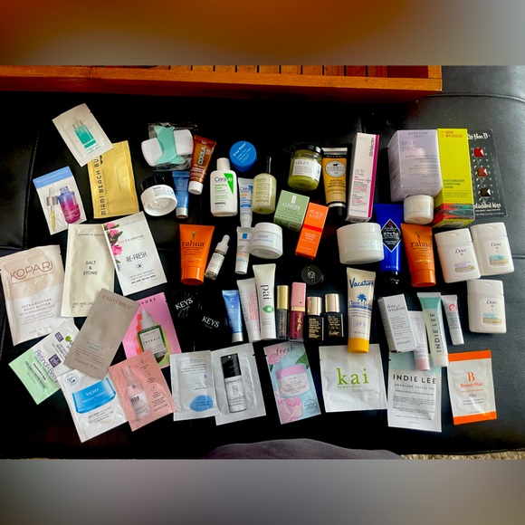 5 mixed Ulta gift sample pack